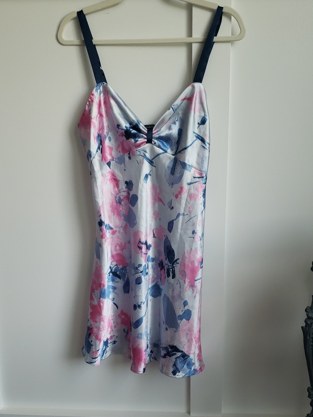 Jones New York Blue & Pink Satin Chemise Slip